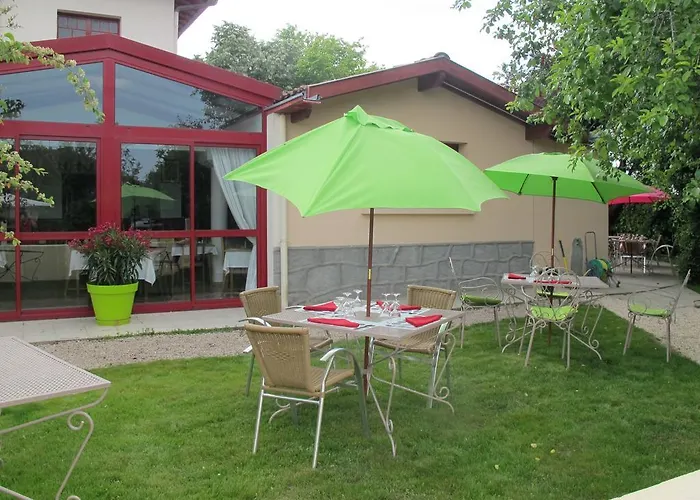 מלון Du Parc Labarthe-Inard